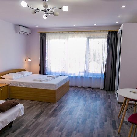 Hotel Casa Iordachescu Două Mai Zewnętrze zdjęcie