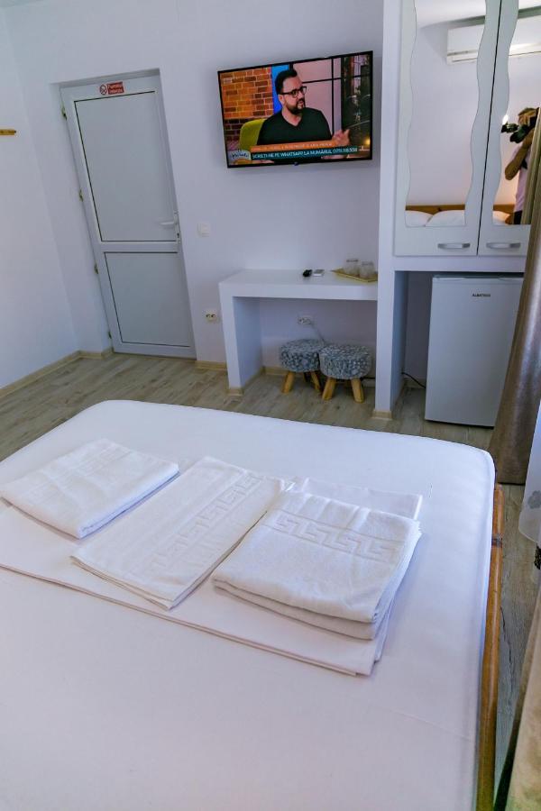 Hotel Casa Iordachescu Două Mai Zewnętrze zdjęcie