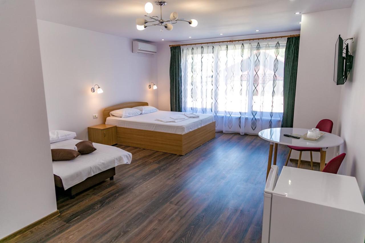 Hotel Casa Iordachescu Două Mai Zewnętrze zdjęcie
