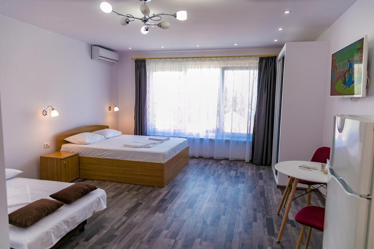 Hotel Casa Iordachescu Două Mai Zewnętrze zdjęcie